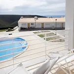 Arrifana Hideaway - Beautiful Seaview Apartment *